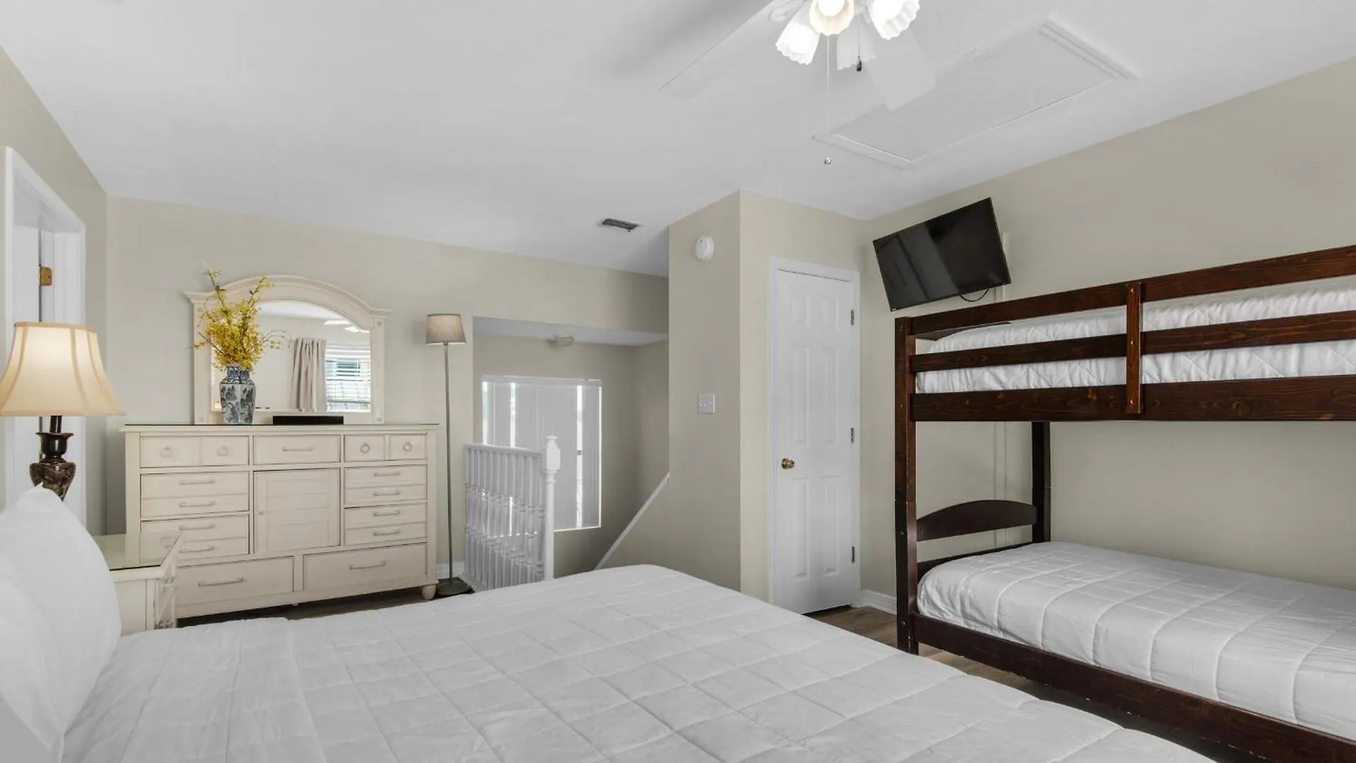 Beach House Of Stress Relief Destin 0*,